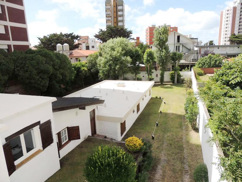 Hosteria Sajonia Villa Gesell Exteriör bild